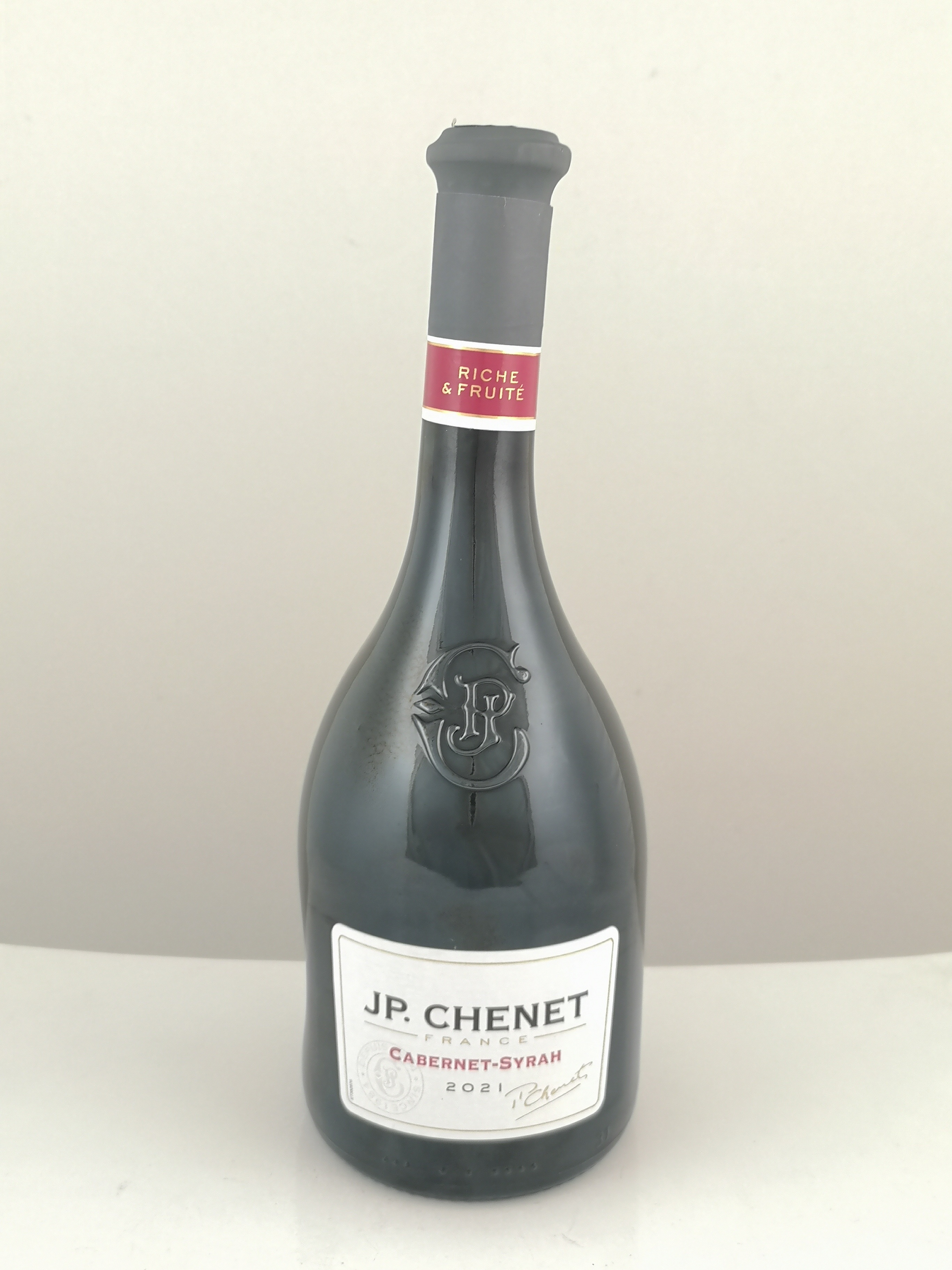вино червено JP. Chenet каберне и сира 750мл