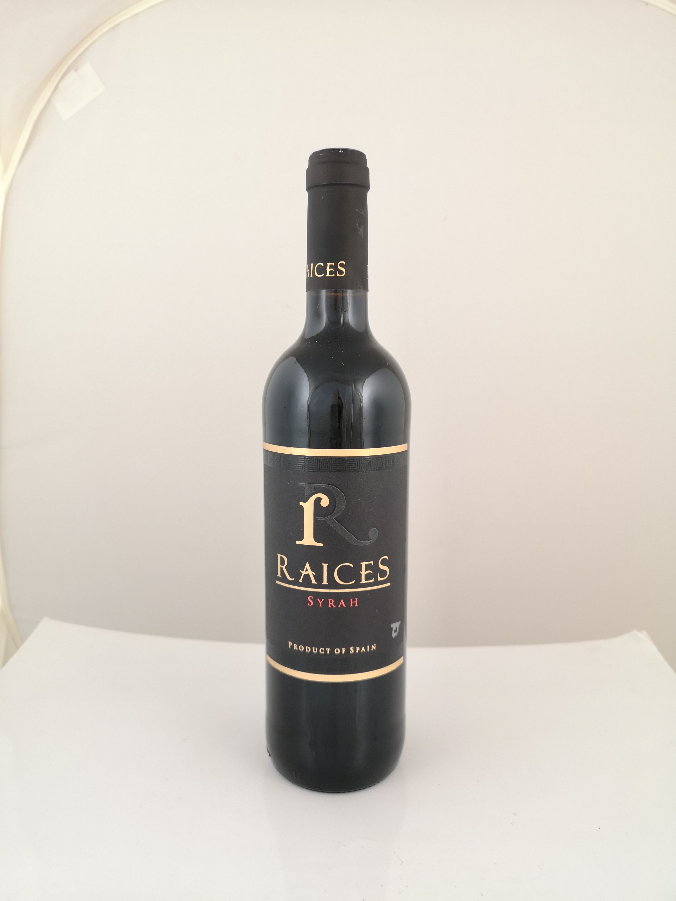 вино червено Raices syrah 750мл
